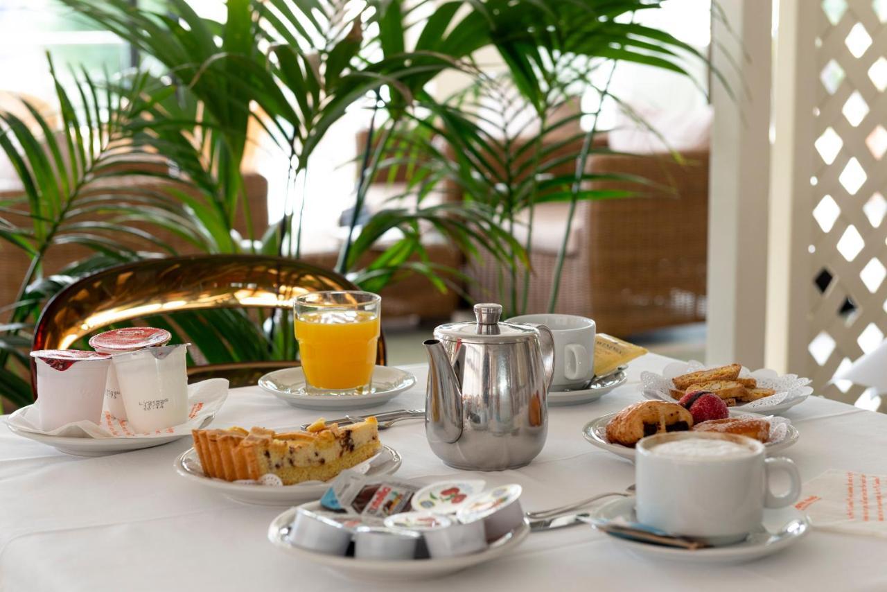 Hotel Dino San Benedetto del Tronto Eksteriør billede